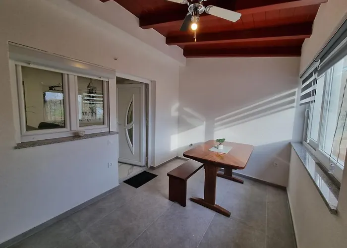 Apartman Lovre