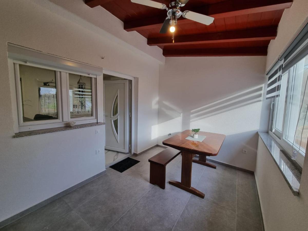 Apartment Lovre *